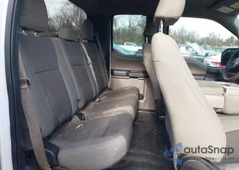 2015 Ford F-150 Xl z USA, uszkodzony, nr VIN 1FTEX1E88FKD33260